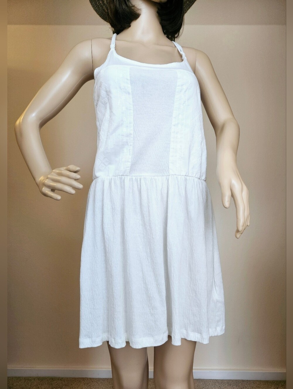 NWT ROXY LaPointe Beaches Embroidered Racerback White Dress M - Picture 11 of 12